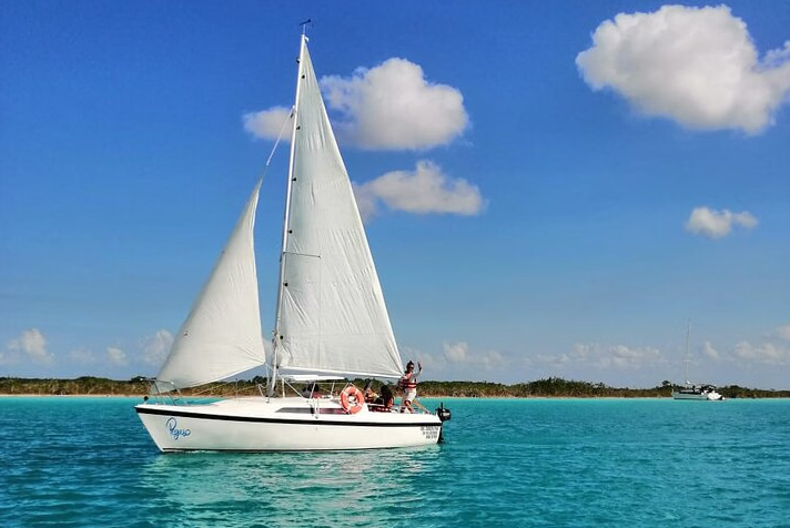 Tour Velero